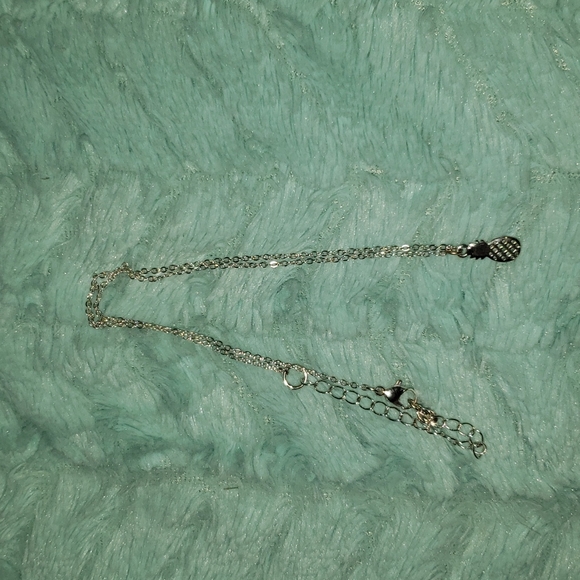 Three Pineapple Necklaces - Picture 4 of 4